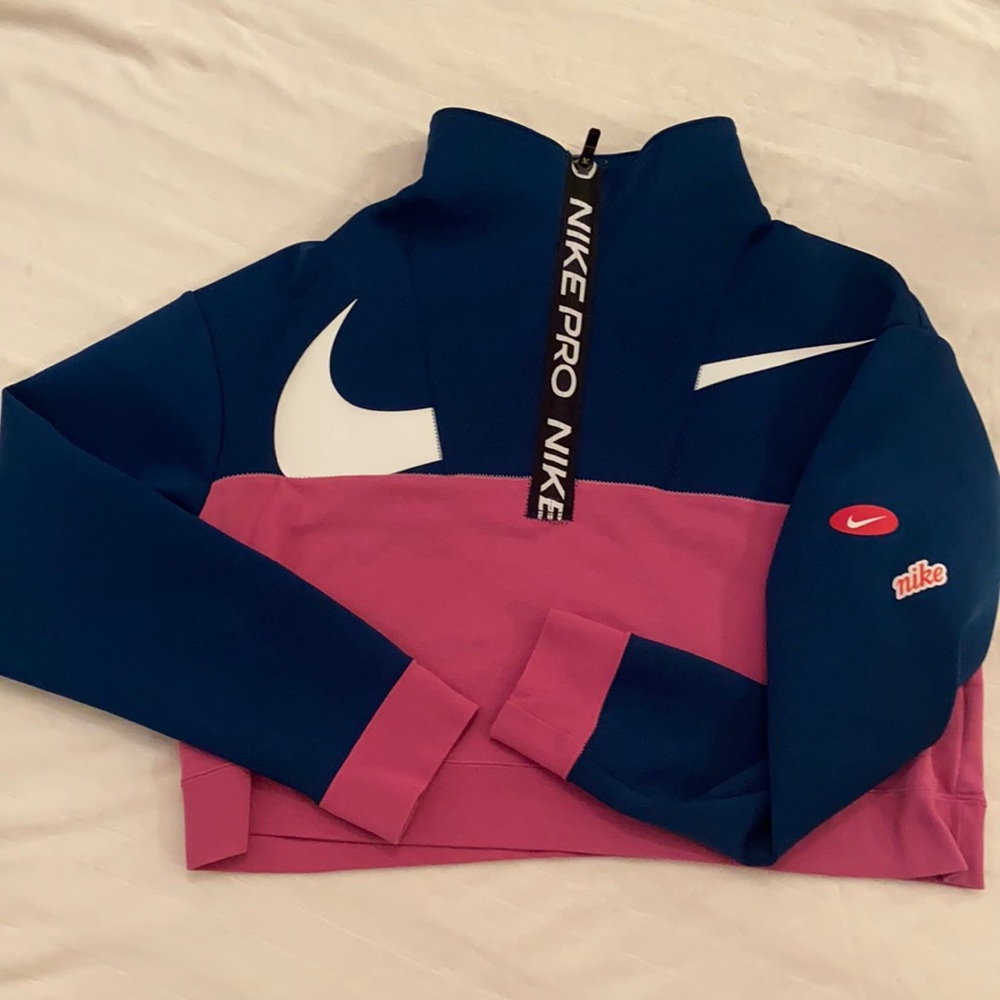 Barely worn Nike half zip